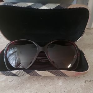 Burberry  Sunshades